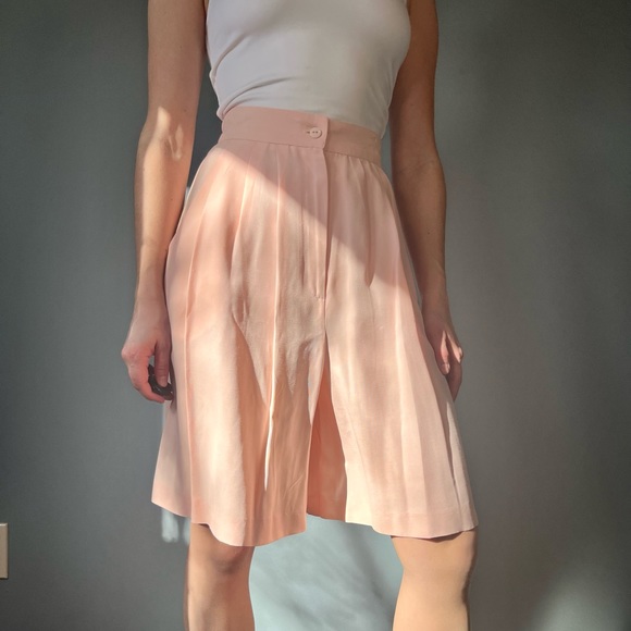 Vintage 80s Pink Shorts, 1980s Bermuda Shorts - Picture 3 of 9